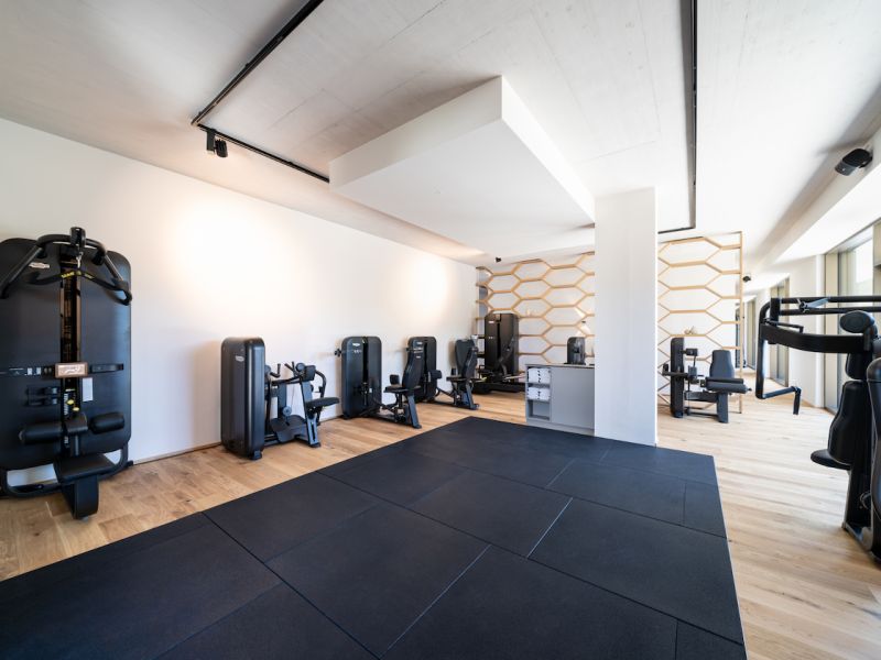 Gerätebereich im Fitnessclub TEAM PAUR in Grödig bei Salzburg